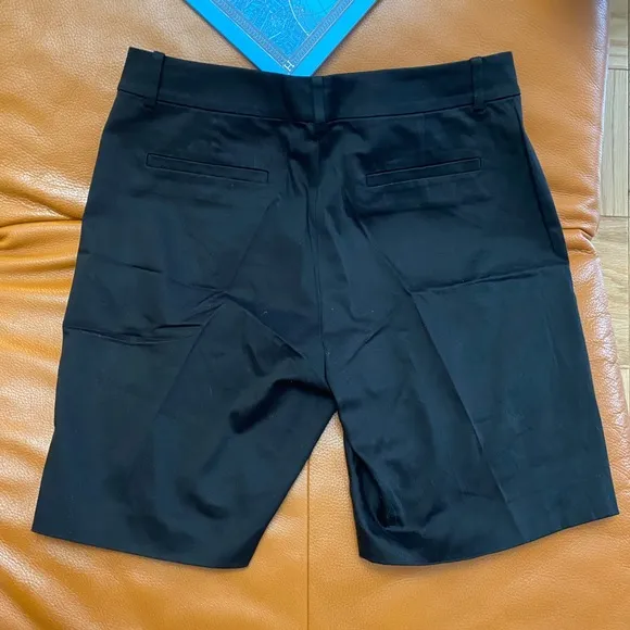 NWT Lauren Ralph Lauren Black Bermuda Shorts sz 8