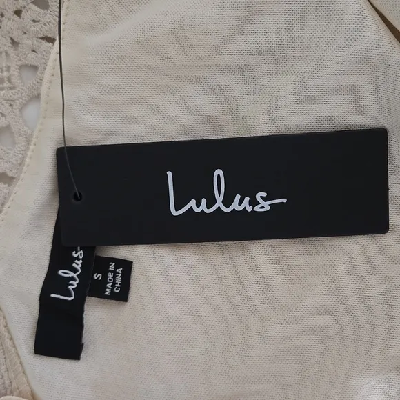 NWT Lulus Chic Cream Dress Size S