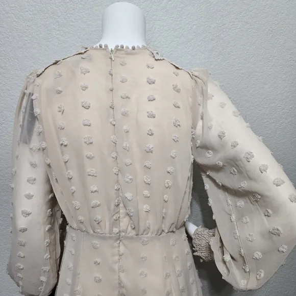 NWT Lulus Chic Cream Dress Size S