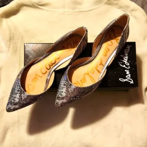 NWT Sam Edelman flats!