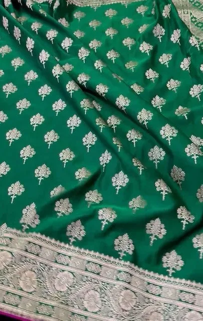 Presenting Handloom Inspired Pure Mashru Silk Gradient Dual Color Shade Saree