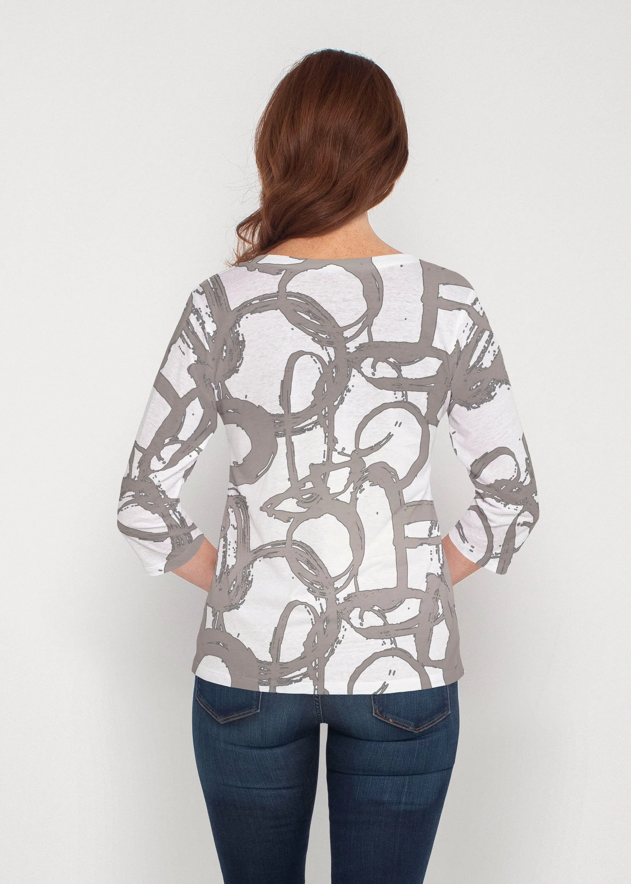 Round About (16261) ~ Signature 3/4 Sleeve V-Neck Top
