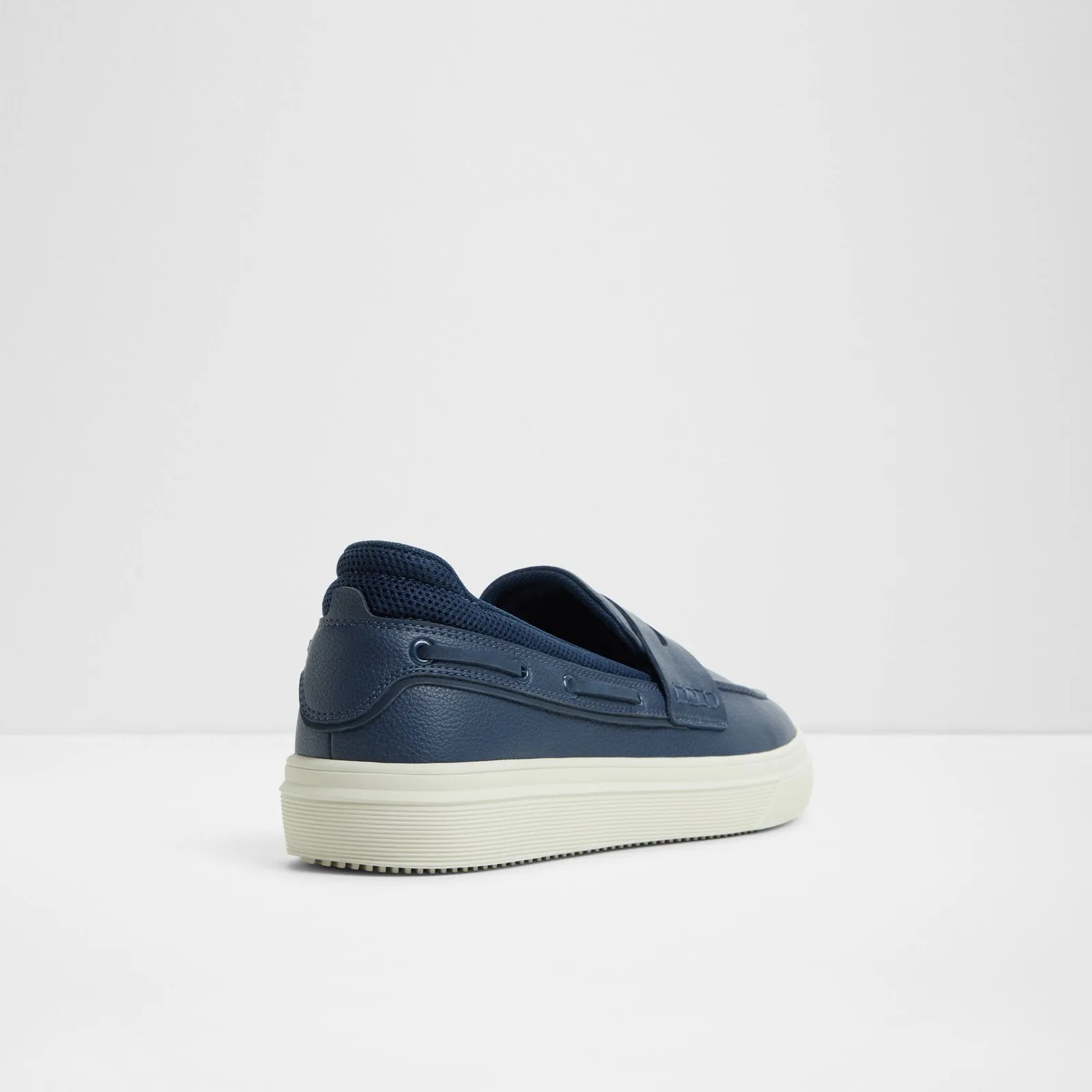Seafarer / Sneakers