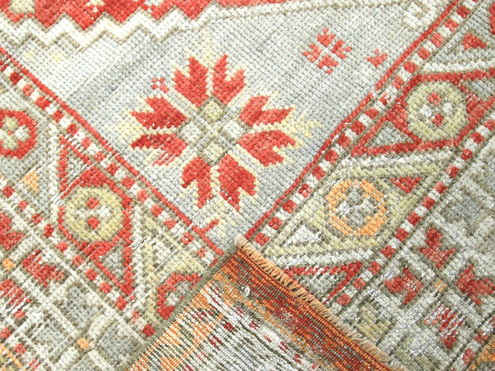 Vintage Turkish Oushak Rug - 3'5" x 4'10"