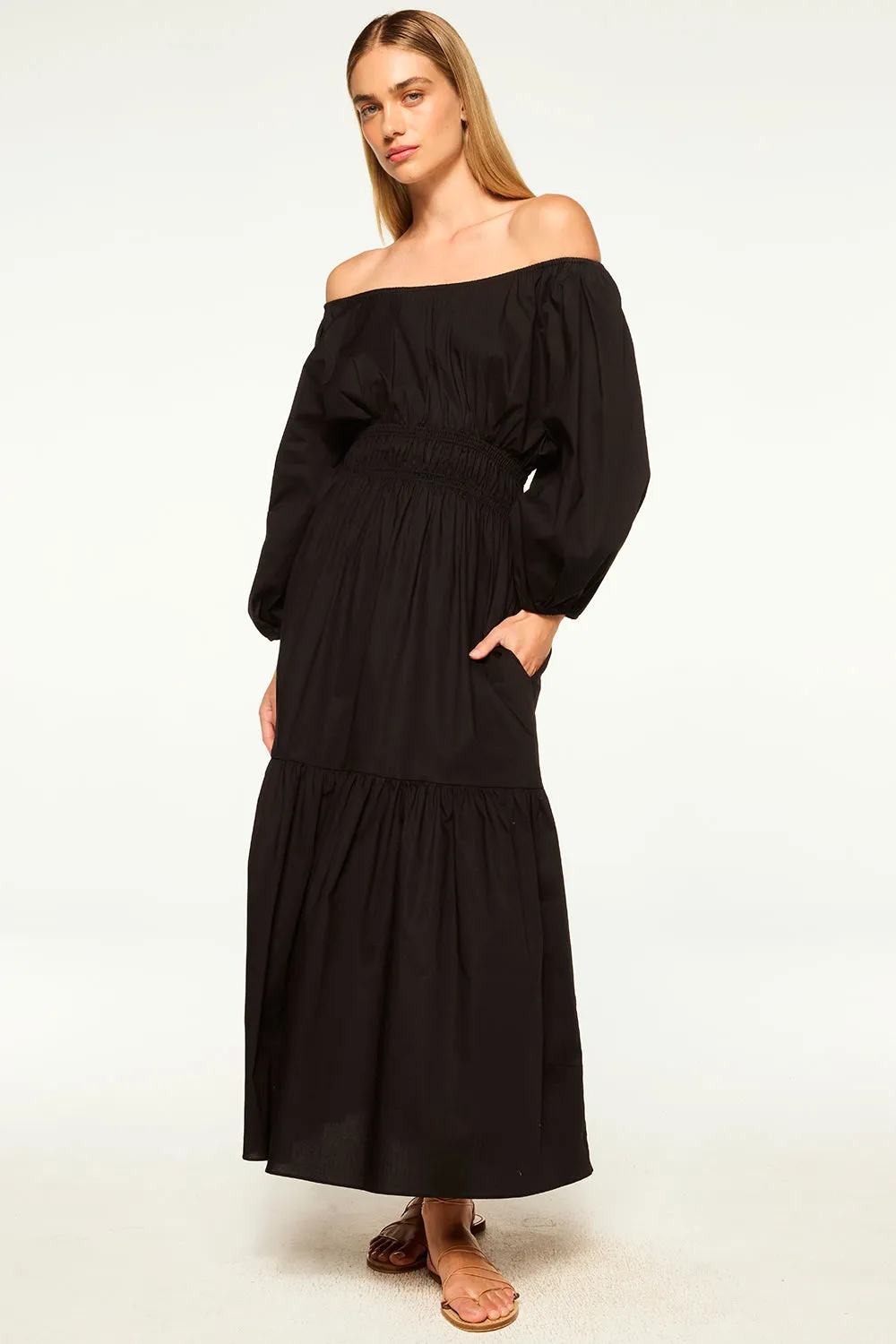 Yasenia Dress in Black