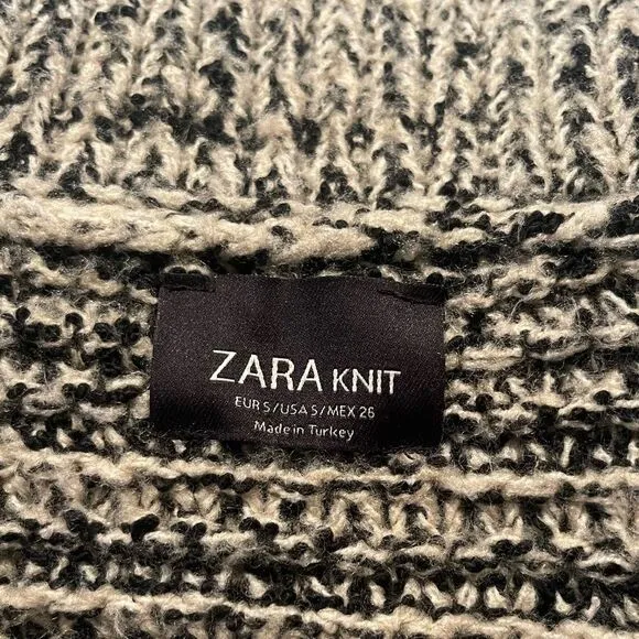 ZARA KNITS Oversized Chunky Knit Cardigan Sweater Ecru Black 3859/131 Sz Small